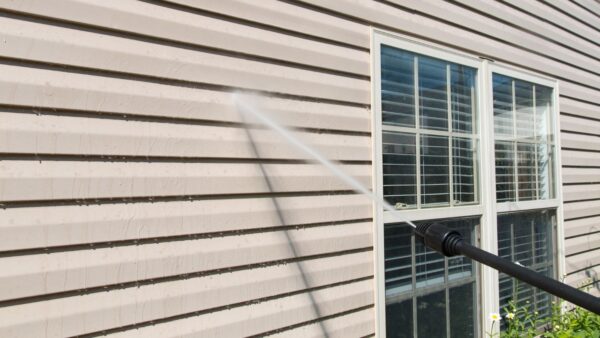 Maximizing the ROI by Power Washing Your Home